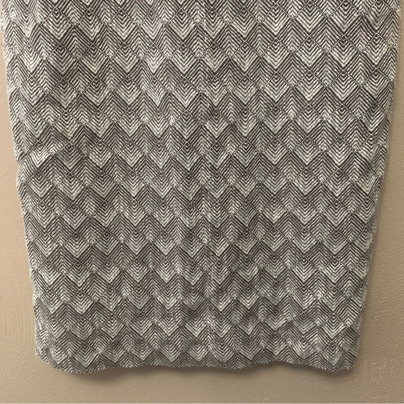 Tory Burch Xoona Skirt Tweed Herringbone Brown Cream Ivory Size 8 - Picture 3 of 11